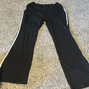Black Straight Stretch Pants with Elastic Waist Band. Size Medium (14/16)